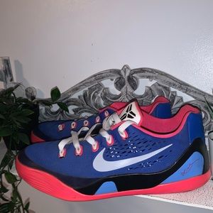 Kobe Bryant shoes